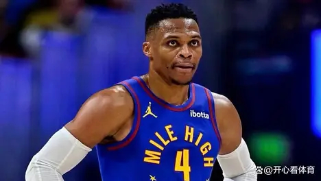 字母哥逆袭之夜：雄鹿队新星闪耀逆转战局