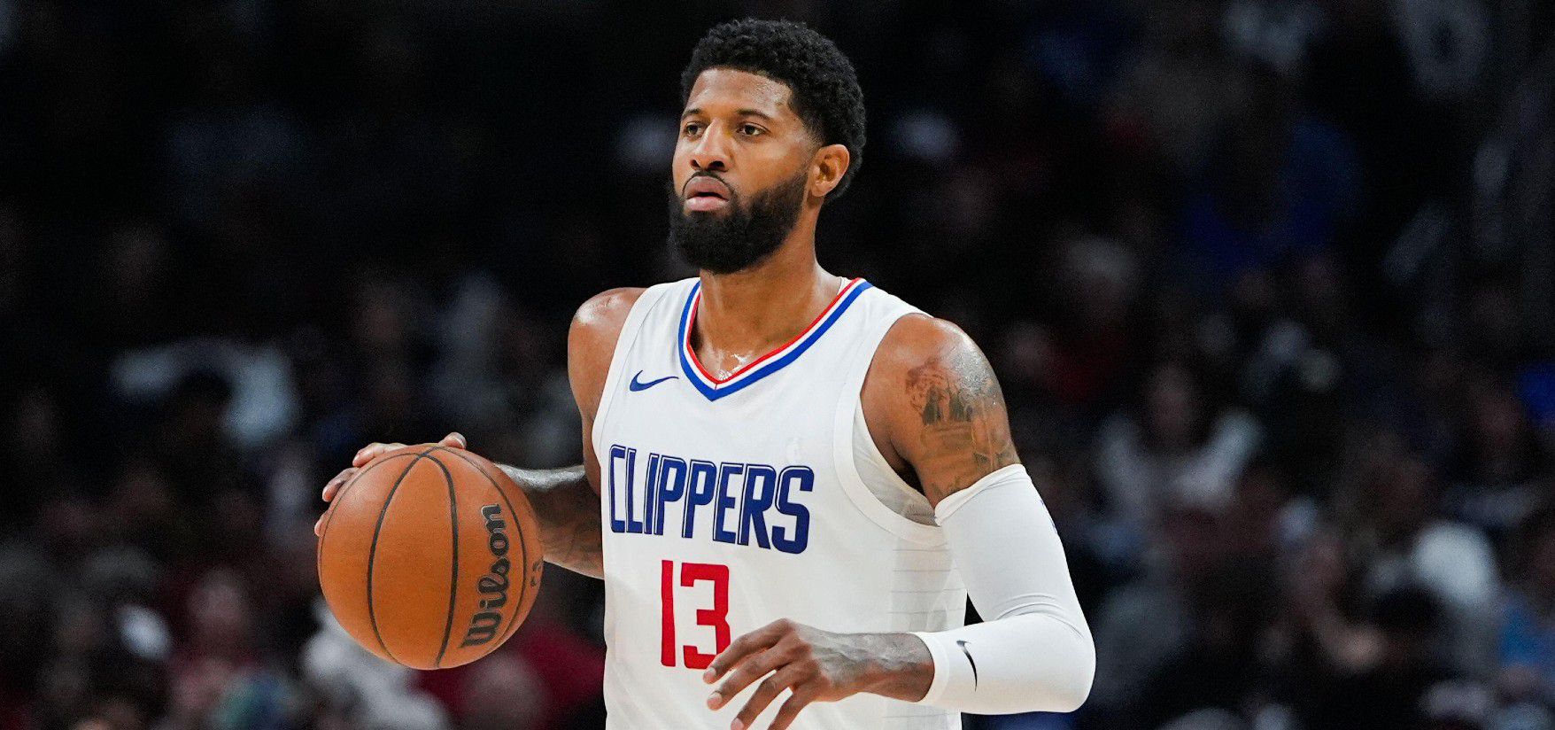 詹姆斯与东契奇矛盾真相：湖人内部澄清